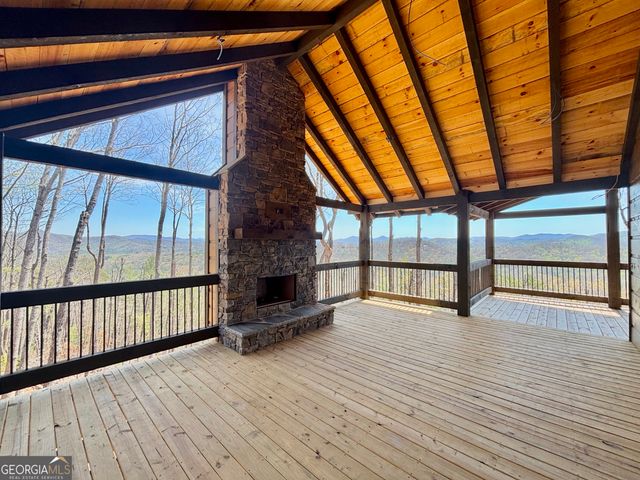 467 Skylight Drive, Blue Ridge, GA 30513
