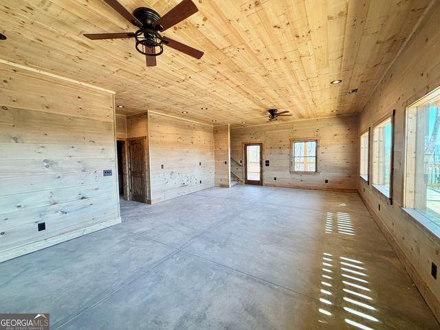 467 Skylight Drive, Blue Ridge, GA 30513