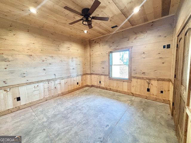 467 Skylight Drive, Blue Ridge, GA 30513