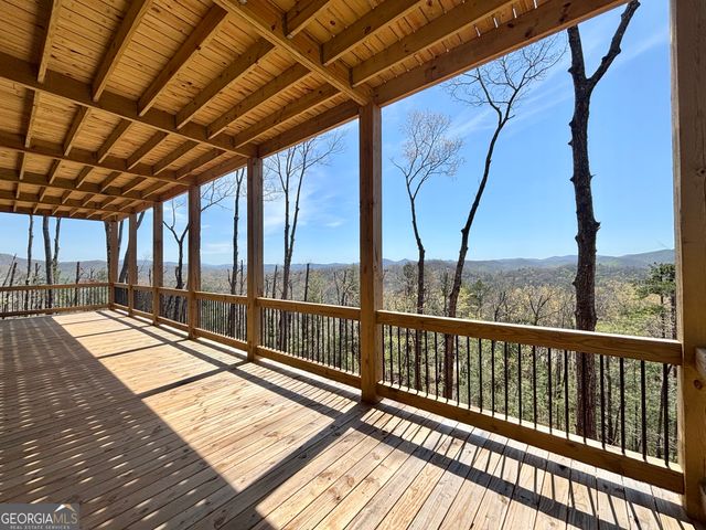467 Skylight Drive, Blue Ridge, GA 30513