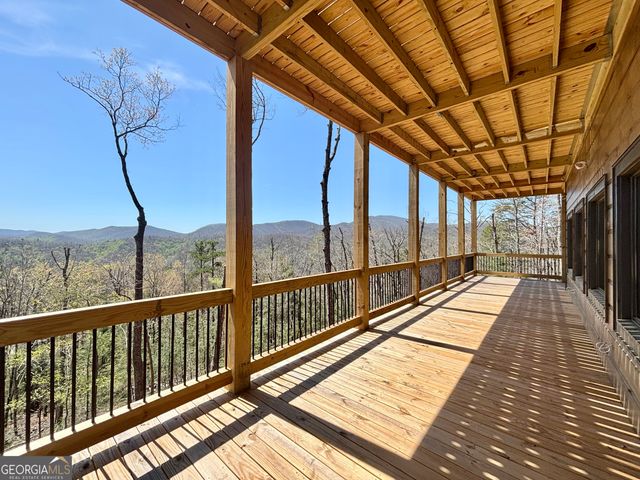 467 Skylight Drive, Blue Ridge, GA 30513