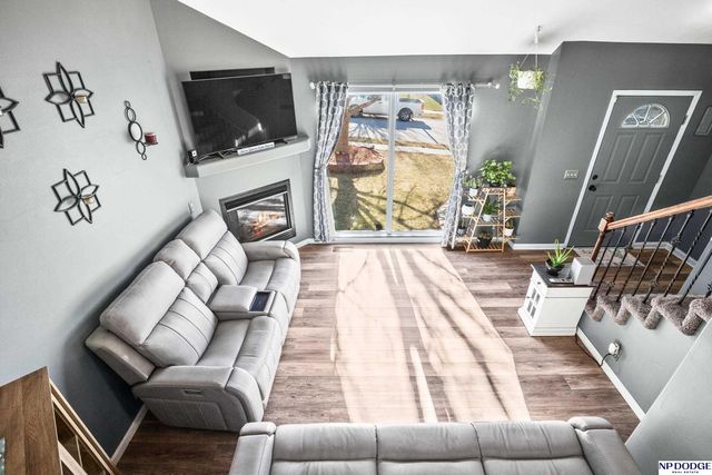 18060 Lillian Street, Omaha, NE 68136