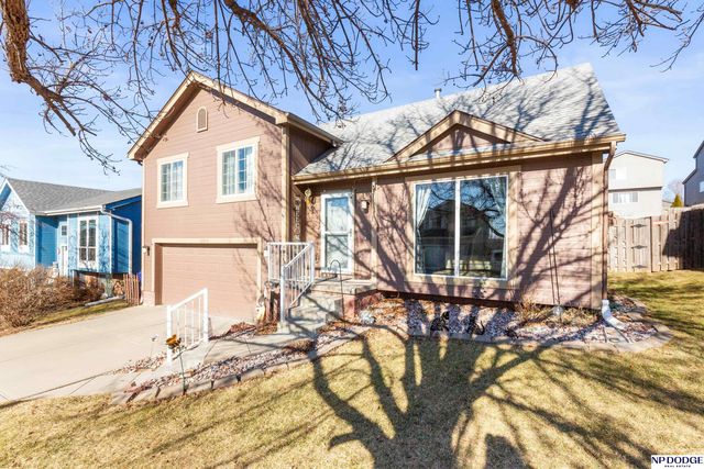 18060 Lillian Street, Omaha, NE 68136