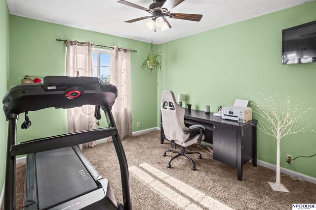 18060 Lillian Street, Omaha, NE 68136