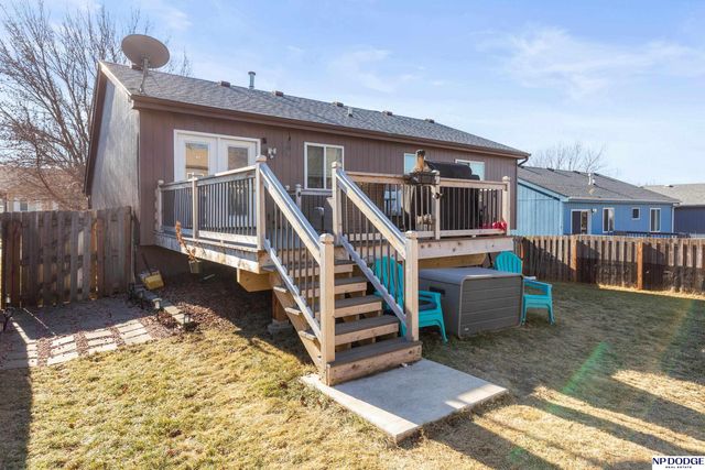 18060 Lillian Street, Omaha, NE 68136