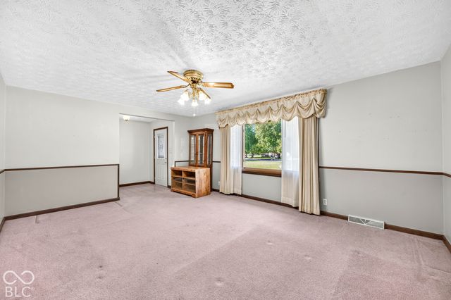 130 Brookside Court, Franklin, IN 46131
