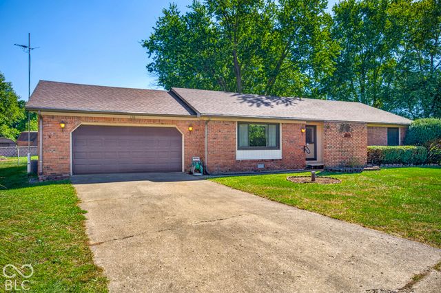 130 Brookside Court, Franklin, IN 46131