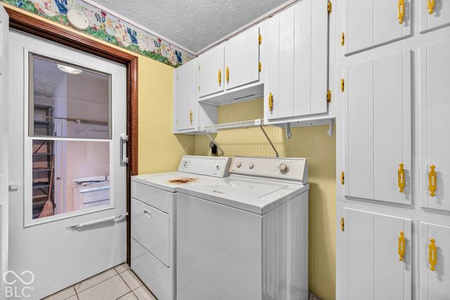130 Brookside Court, Franklin, IN 46131