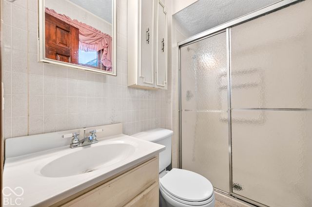 130 Brookside Court, Franklin, IN 46131