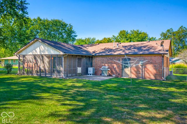 130 Brookside Court, Franklin, IN 46131