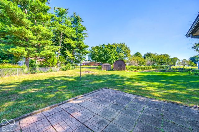 130 Brookside Court, Franklin, IN 46131