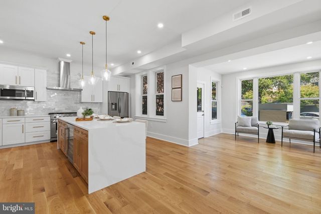 54 RHODE ISLAND AVE NE, Washington, DC 20002