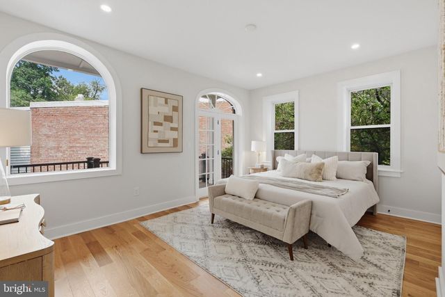 54 RHODE ISLAND AVE NE, Washington, DC 20002