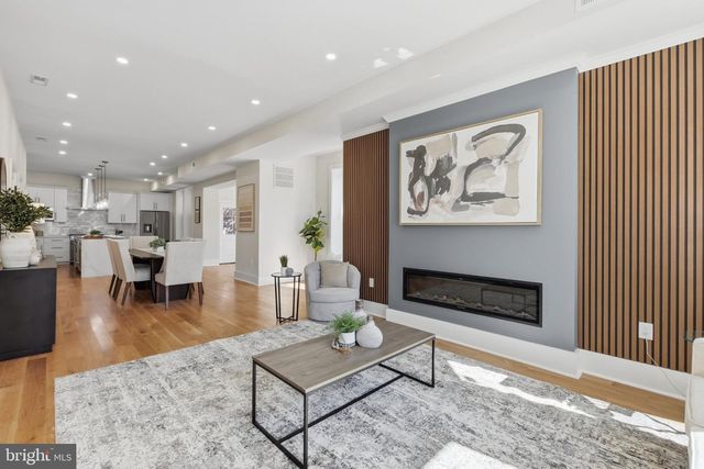 54 RHODE ISLAND AVE NE, Washington, DC 20002