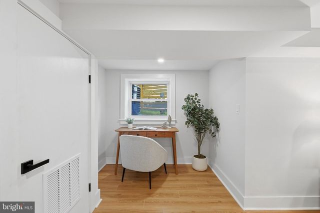 54 RHODE ISLAND AVE NE, Washington, DC 20002