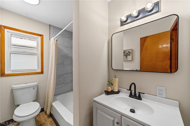 11412 Hempstead Road, Cleveland, OH 44125