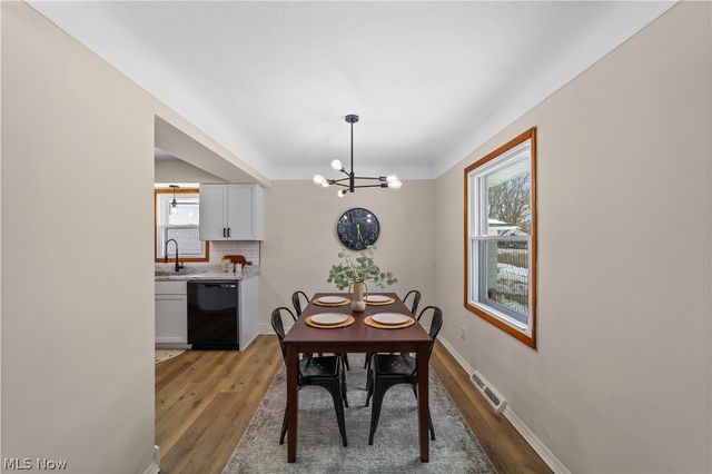 11412 Hempstead Road, Cleveland, OH 44125