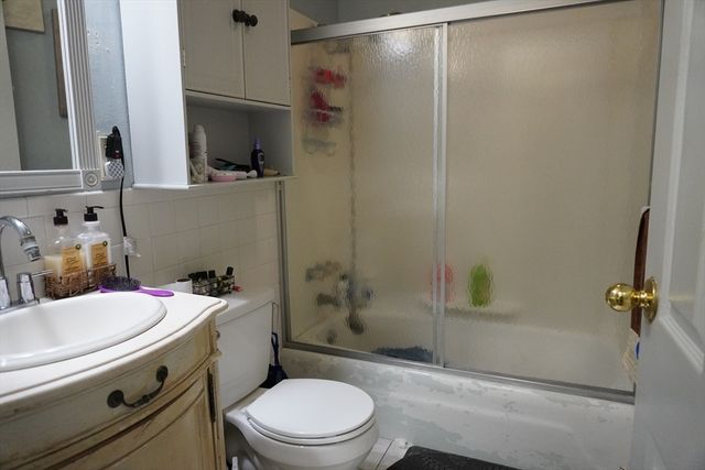 7 Chapel Hill Dr 11, Plymouth, MA 02360