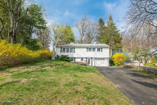 7 North Shore Trl, Sparta Twp., NJ 07871