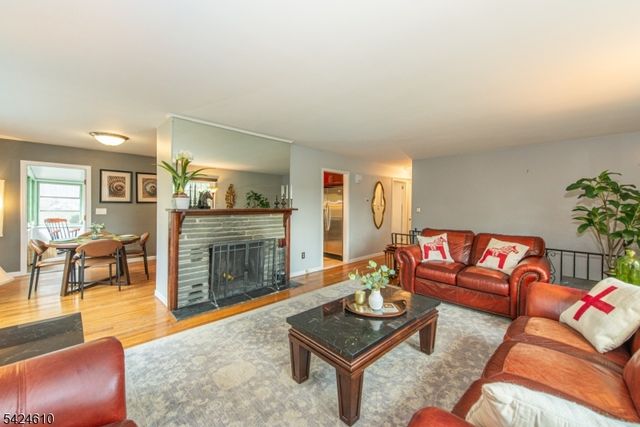 7 North Shore Trl, Sparta Twp., NJ 07871