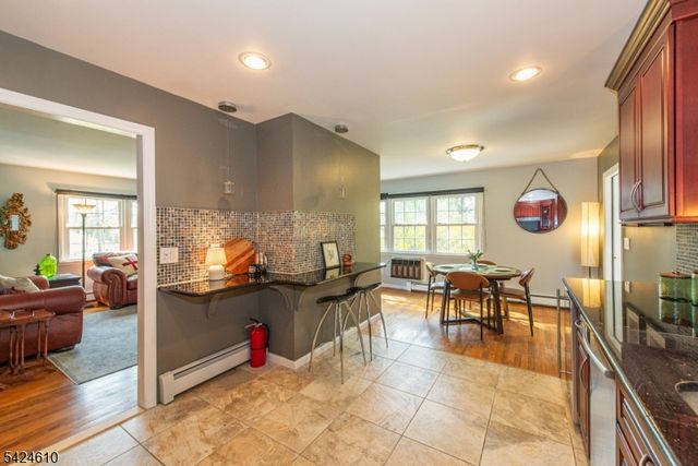 7 North Shore Trl, Sparta Twp., NJ 07871
