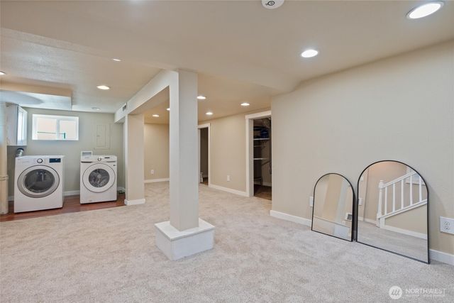 735 S Summit Avenue, Bremerton, WA 98312