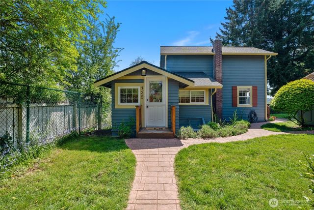 735 S Summit Avenue, Bremerton, WA 98312