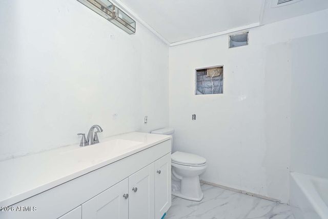560 E CAMPINA Drive, Litchfield Park, AZ 85340
