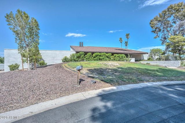 560 E CAMPINA Drive, Litchfield Park, AZ 85340