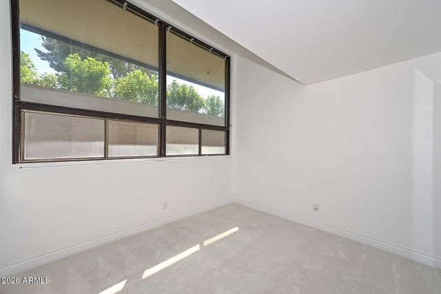 560 E CAMPINA Drive, Litchfield Park, AZ 85340
