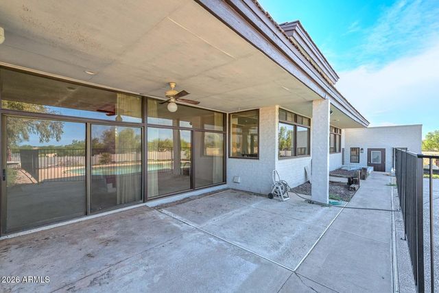 560 E CAMPINA Drive, Litchfield Park, AZ 85340