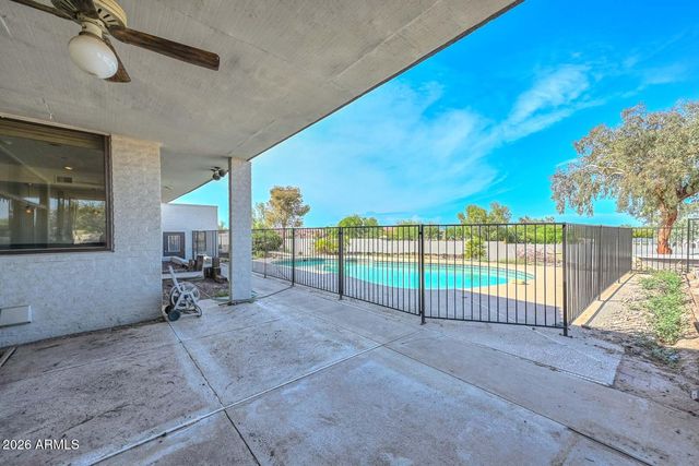 560 E CAMPINA Drive, Litchfield Park, AZ 85340