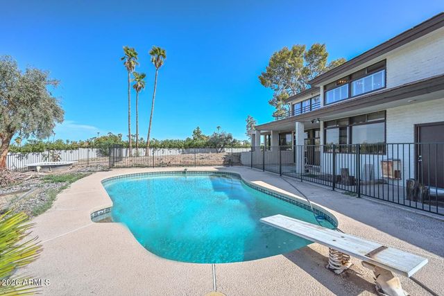 560 E CAMPINA Drive, Litchfield Park, AZ 85340