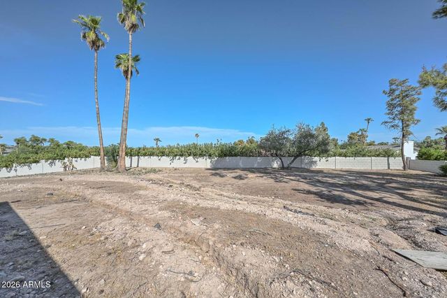 560 E CAMPINA Drive, Litchfield Park, AZ 85340