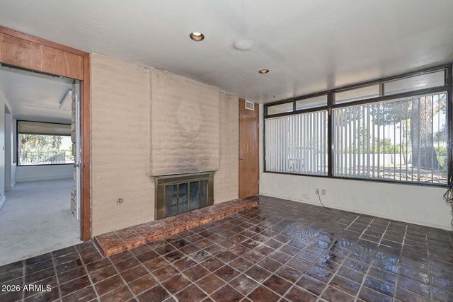 560 E CAMPINA Drive, Litchfield Park, AZ 85340
