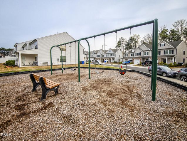 1024 Heartstone Way, Durham, NC 27713