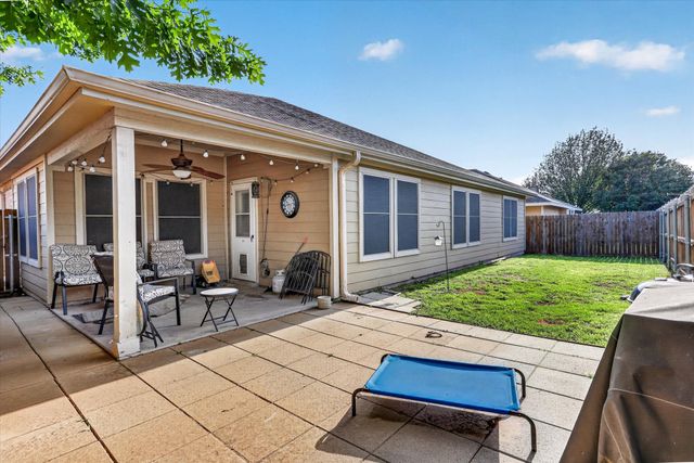 612 Cranbrook Drive, Fort Worth, TX 76131