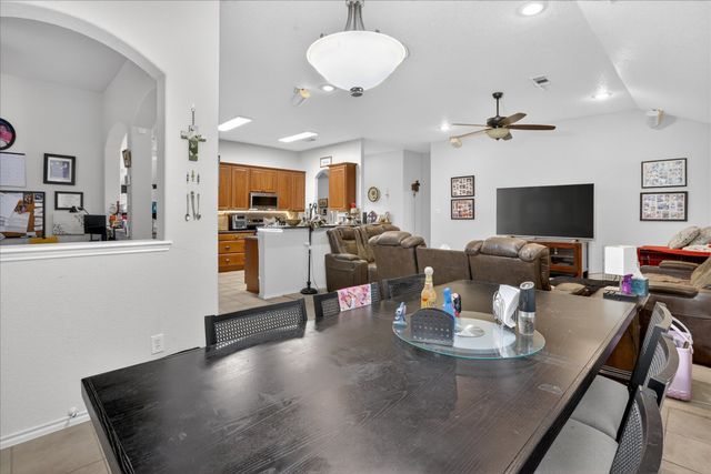 612 Cranbrook Drive, Fort Worth, TX 76131