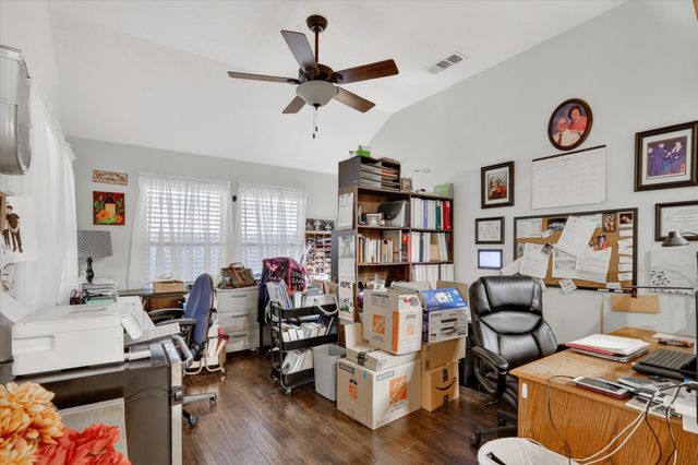 612 Cranbrook Drive, Fort Worth, TX 76131