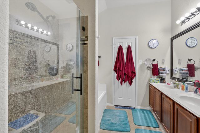 612 Cranbrook Drive, Fort Worth, TX 76131