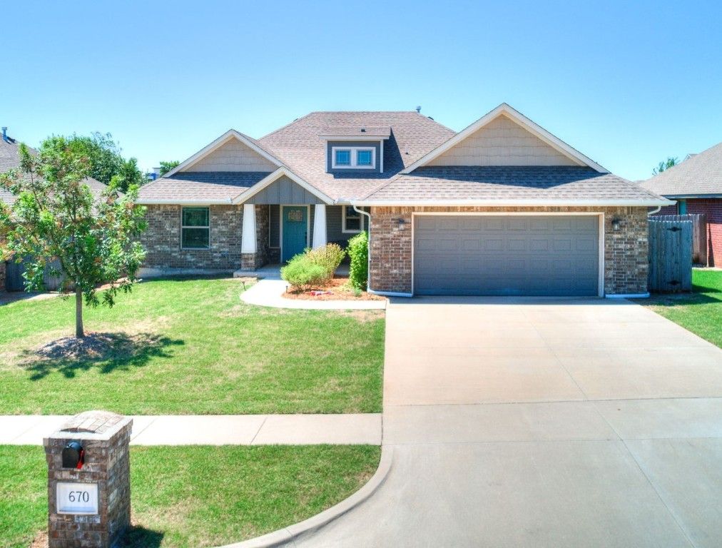 670 SW 11th Street, Moore, OK 73160