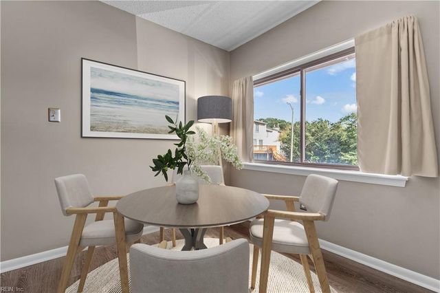 2305 Purple Martin LN, Virginia Beach, VA 23455