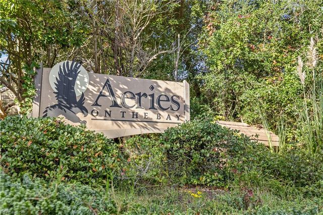 2305 Purple Martin LN, Virginia Beach, VA 23455