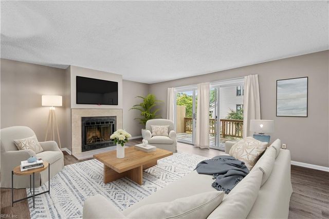 2305 Purple Martin LN, Virginia Beach, VA 23455