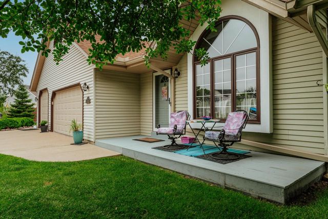 S77W16726 Bridgeport WAY, Muskego, WI 53150
