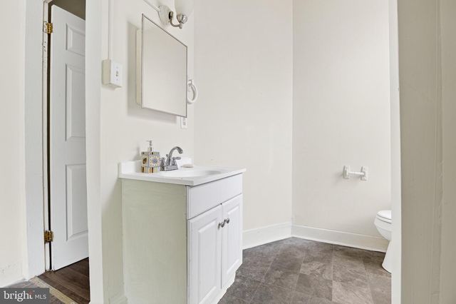 240 E POPLAR ST, York, PA 17403