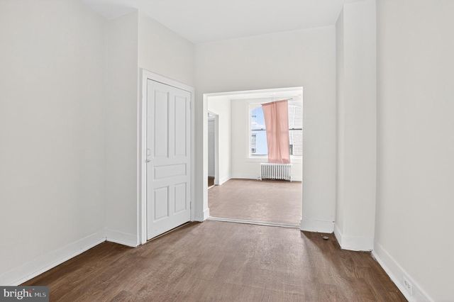 240 E POPLAR ST, York, PA 17403