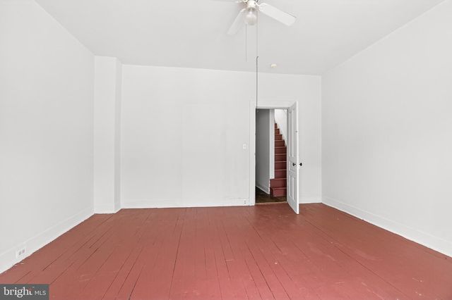 240 E POPLAR ST, York, PA 17403