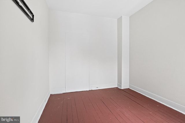 240 E POPLAR ST, York, PA 17403