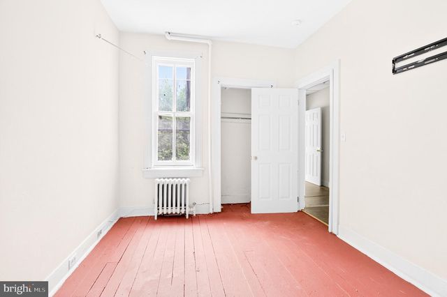 240 E POPLAR ST, York, PA 17403